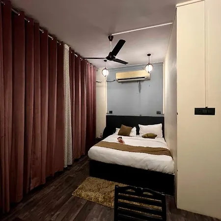 Hotel O Home Cozy Stay New Delhi Exterior photo